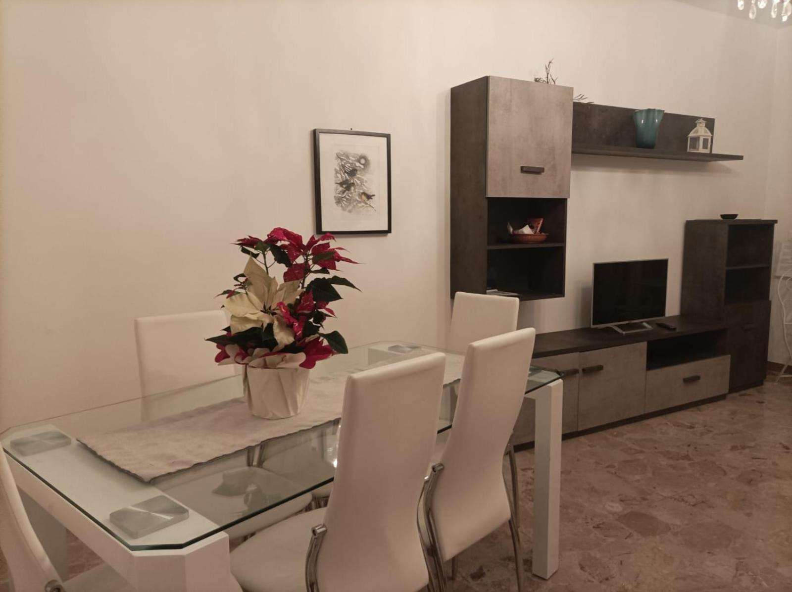 Laura Venice 4 P. 15 M To Venice Apartment *